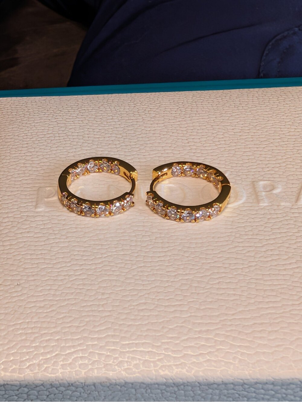 Pandora earrings ale met hoop